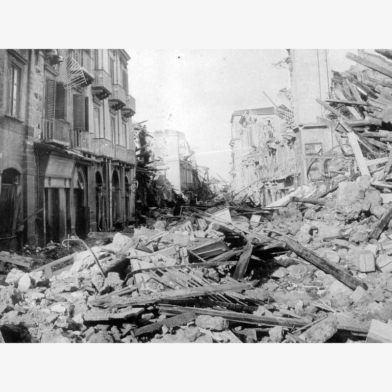 Street in Messina after Earthquake