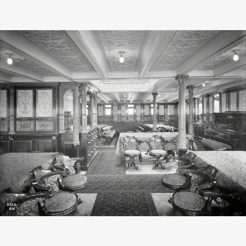 First class dining saloon